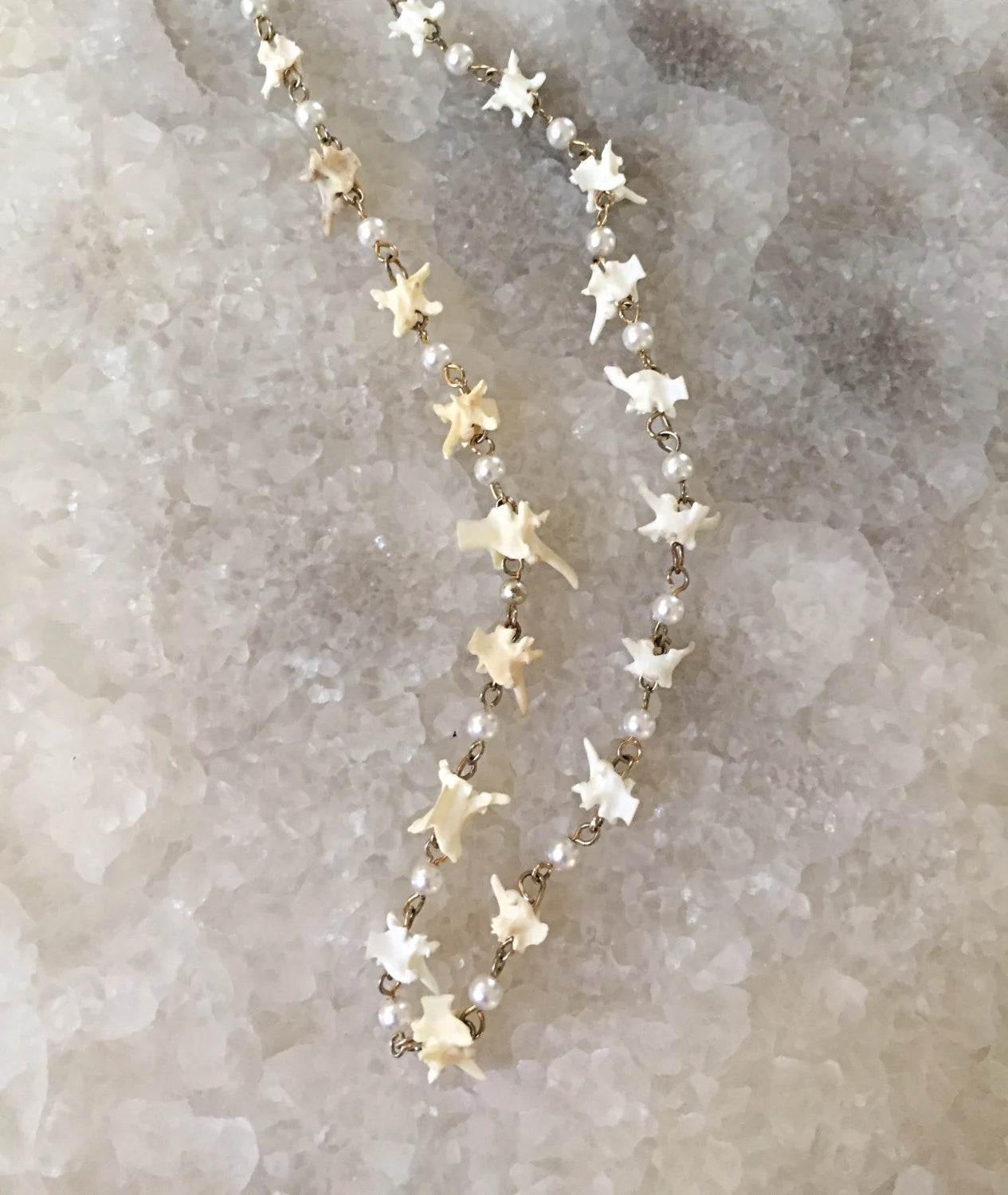 Vertebrae and Pearl Strand Choker Necklace