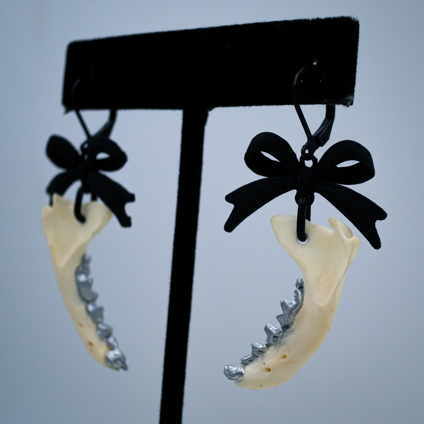 Gothic Jaw Bow Earrings