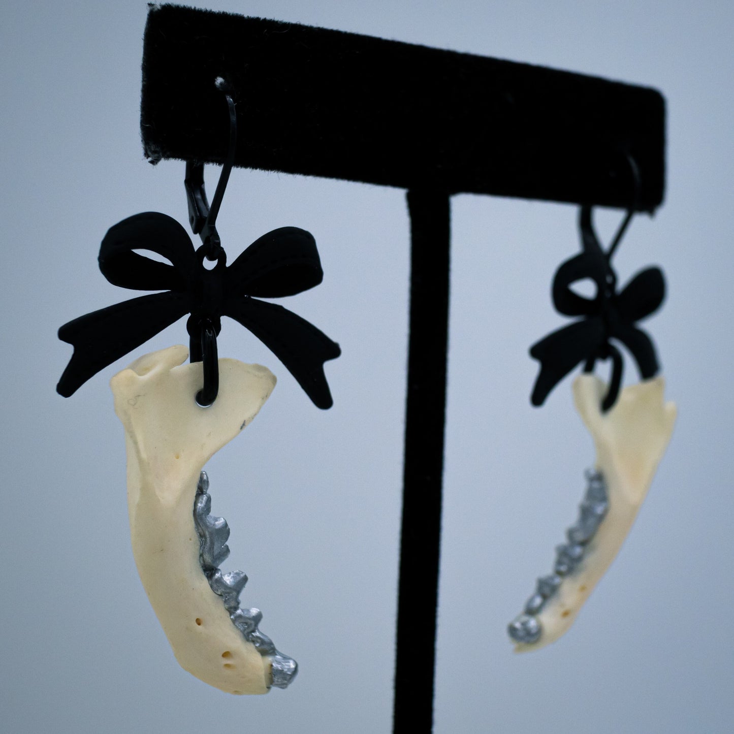 Gothic Jaw Bow Earrings