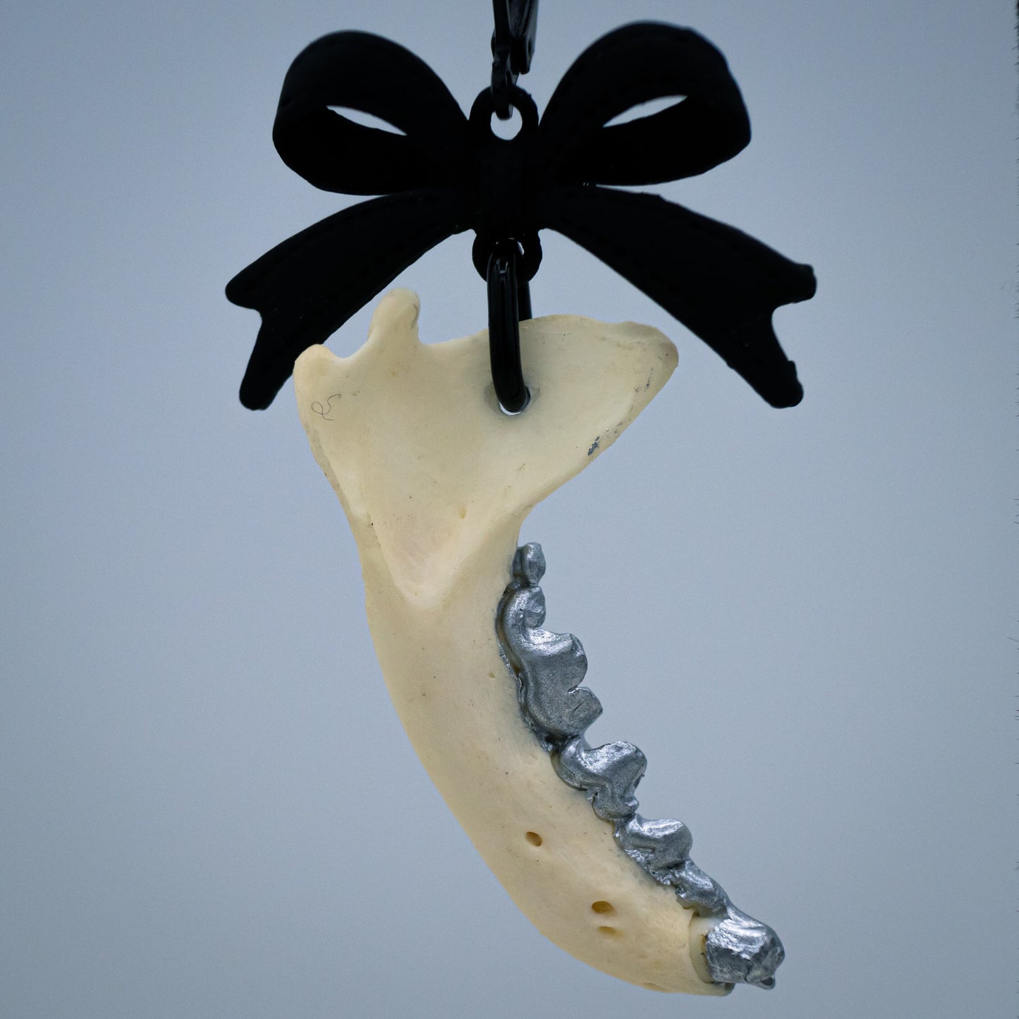 Gothic Jaw Bow Earrings
