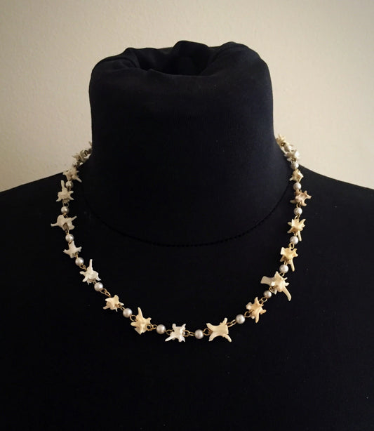Vertebrae and Pearl Strand Choker Necklace