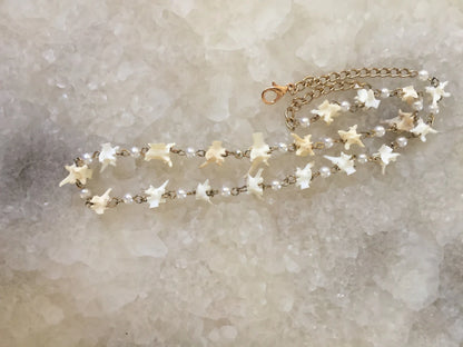Vertebrae and Pearl Strand Choker Necklace