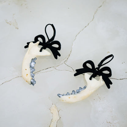 Gothic Jaw Bow Earrings
