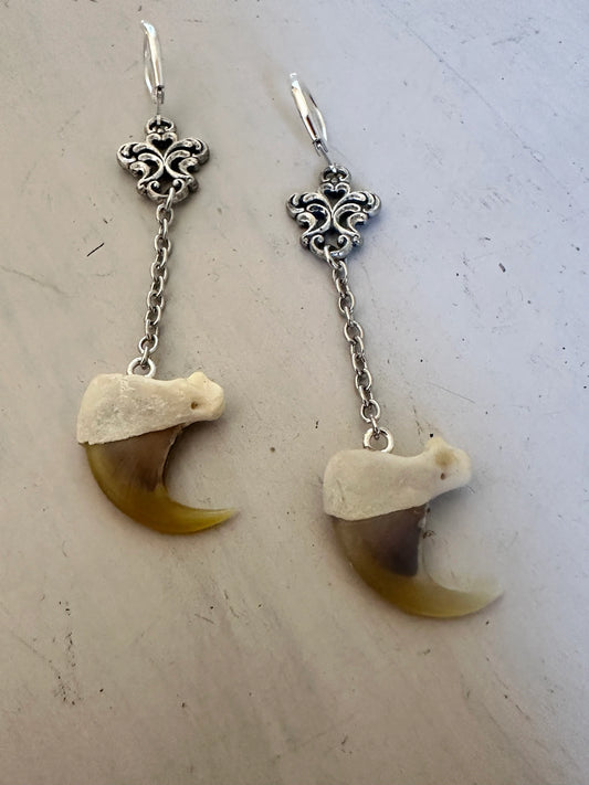 Filigree and Chain Claw Earrings